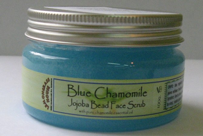 jojoba-bead-face-scrub-blue-chfmomile-100_скраб.jpg